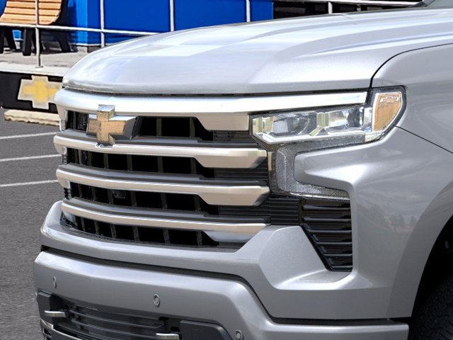 2025 Chevrolet Silverado 1500 High Country 13