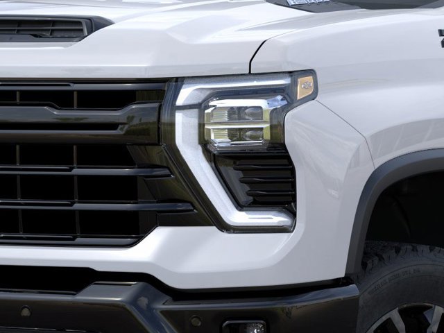 2025 Chevrolet Silverado 2500HD LT 10