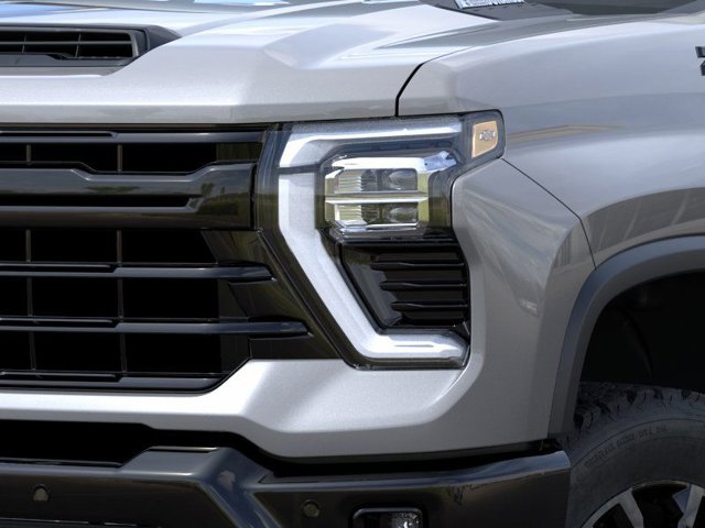 2025 Chevrolet Silverado 2500HD LT 10