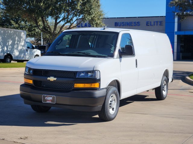 2025 Chevrolet Express Cargo Van  10