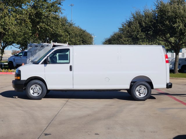 2025 Chevrolet Express Cargo Van  11