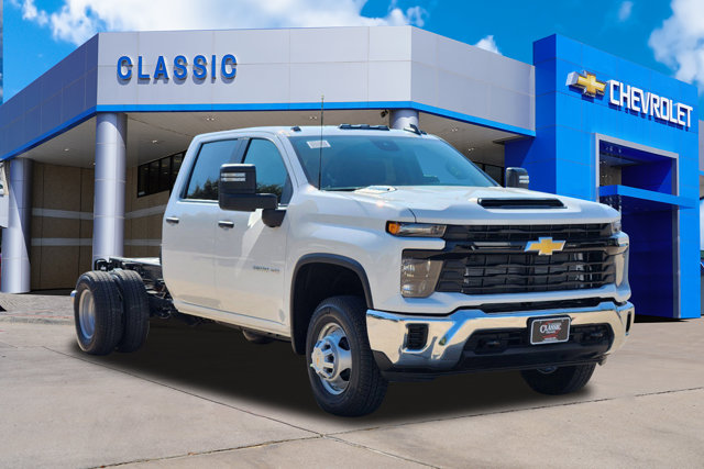 2025 Chevrolet Silverado 3500HD CC Work Truck 28