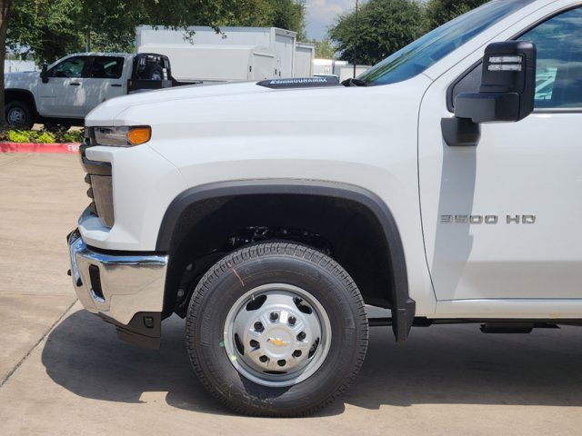 2025 Chevrolet Silverado 3500HD CC Work Truck 13