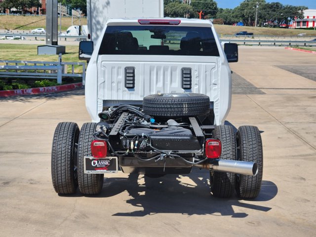 2025 Chevrolet Silverado 3500HD CC Work Truck 12