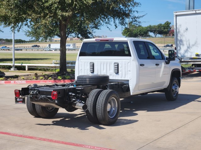 2025 Chevrolet Silverado 3500HD CC Work Truck 13