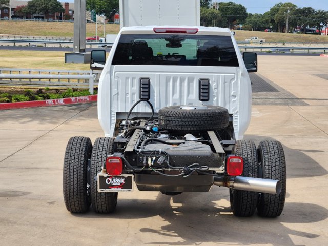 2025 Chevrolet Silverado 3500HD CC Work Truck 11