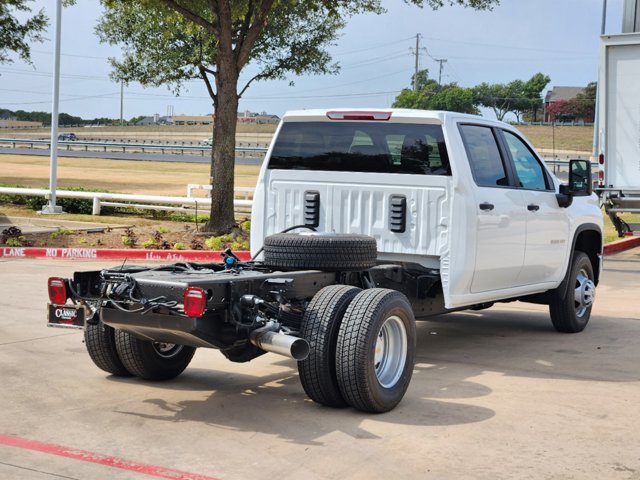 2025 Chevrolet Silverado 3500HD CC Work Truck 12