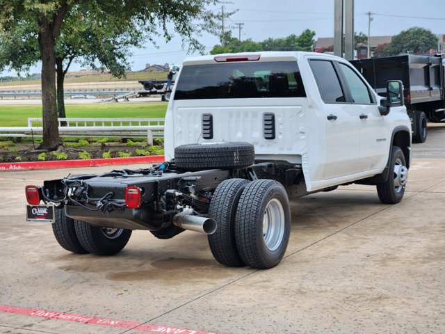 2025 Chevrolet Silverado 3500HD CC Work Truck 7