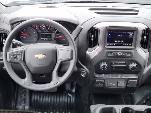 2025 Chevrolet Silverado 3500HD CC Work Truck 24