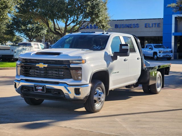 2025 Chevrolet Silverado 3500HD CC Work Truck 10