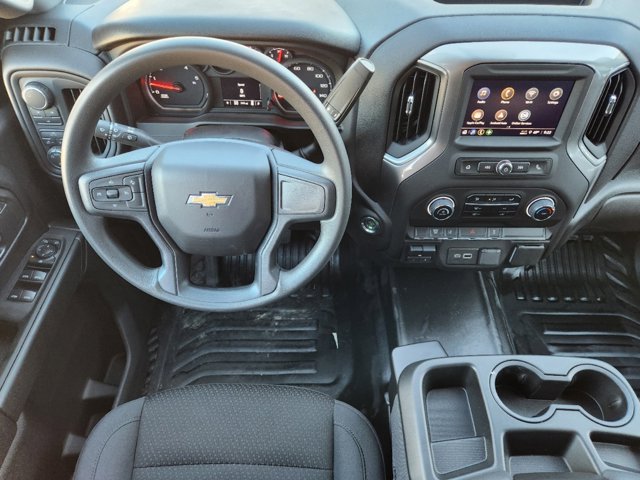 2025 Chevrolet Silverado 3500HD CC Work Truck 25