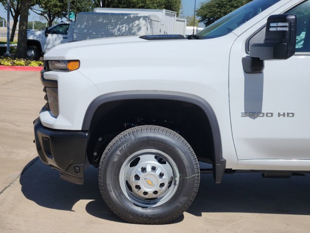 2025 Chevrolet Silverado 3500HD CC Work Truck 13