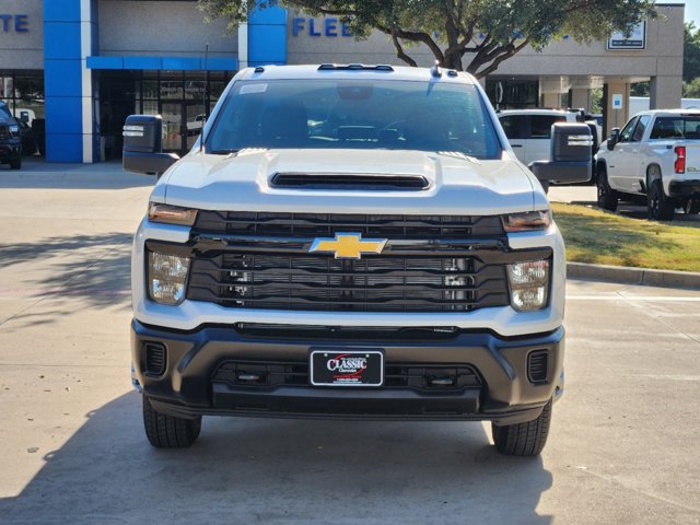 2025 Chevrolet Silverado 3500HD CC Work Truck 9