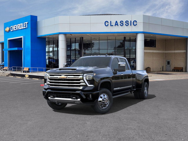 2025 Chevrolet Silverado 3500HD High Country 8