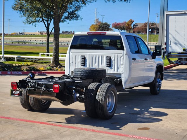 2025 Chevrolet Silverado 3500HD CC Work Truck 13