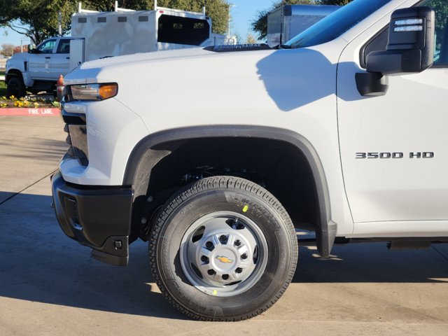 2025 Chevrolet Silverado 3500HD CC Work Truck 13