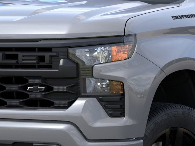 2025 Chevrolet Silverado 1500 Custom 10