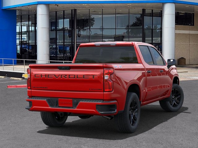 2025 Chevrolet Silverado 1500 Custom 4