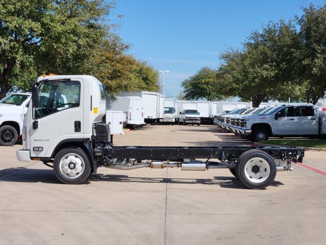 2025 Chevrolet 5500 XG LCF Gas NA 9