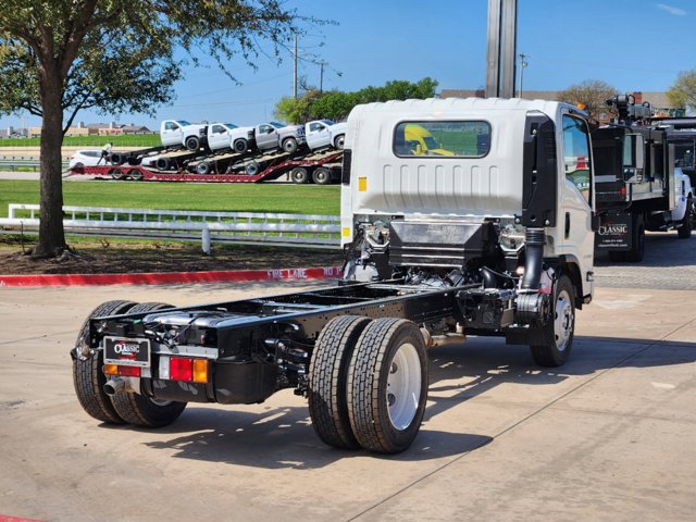 2025 Chevrolet 5500 XG LCF Gas NA 11