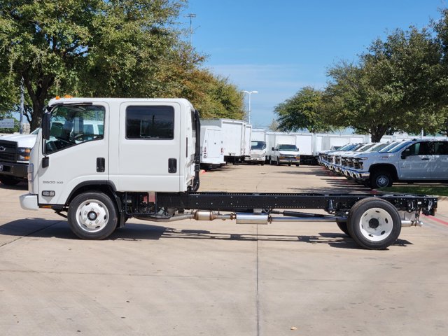 2025 Chevrolet 5500 XG LCF Gas NA 9