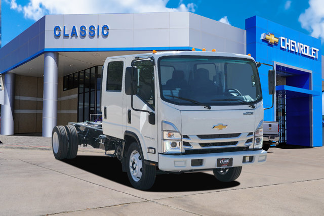 2025 Chevrolet 5500 XG LCF Gas NA 32