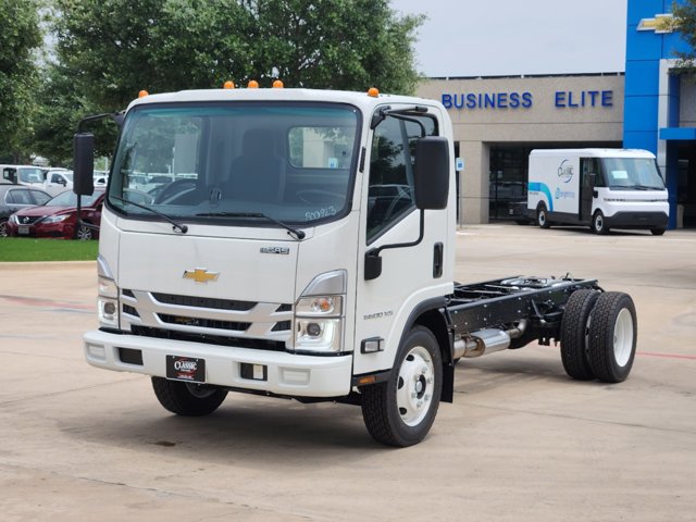 2025 Chevrolet 5500 XG LCF Gas NA 8