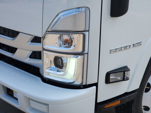 2025 Chevrolet 5500 XG LCF Gas NA 9