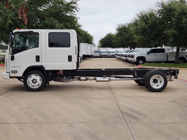 2025 Chevrolet 5500 XG LCF Gas NA 4