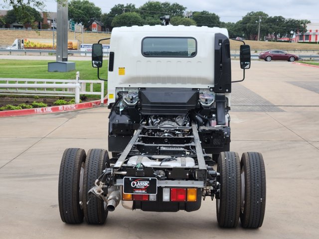 2025 Chevrolet 5500 XG LCF Gas NA 10