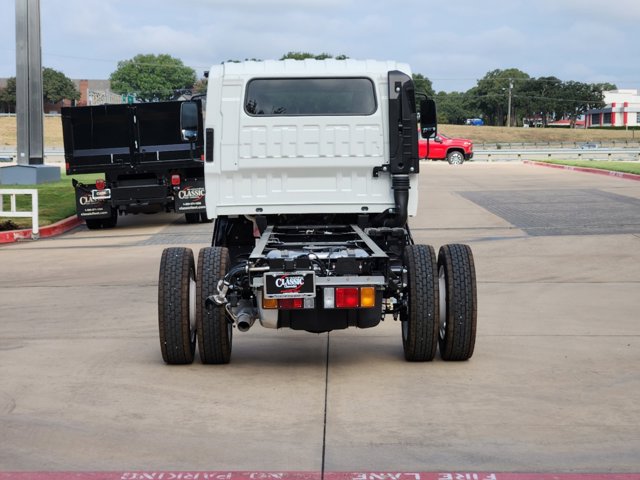 2025 Chevrolet 5500 XG LCF Gas NA 7