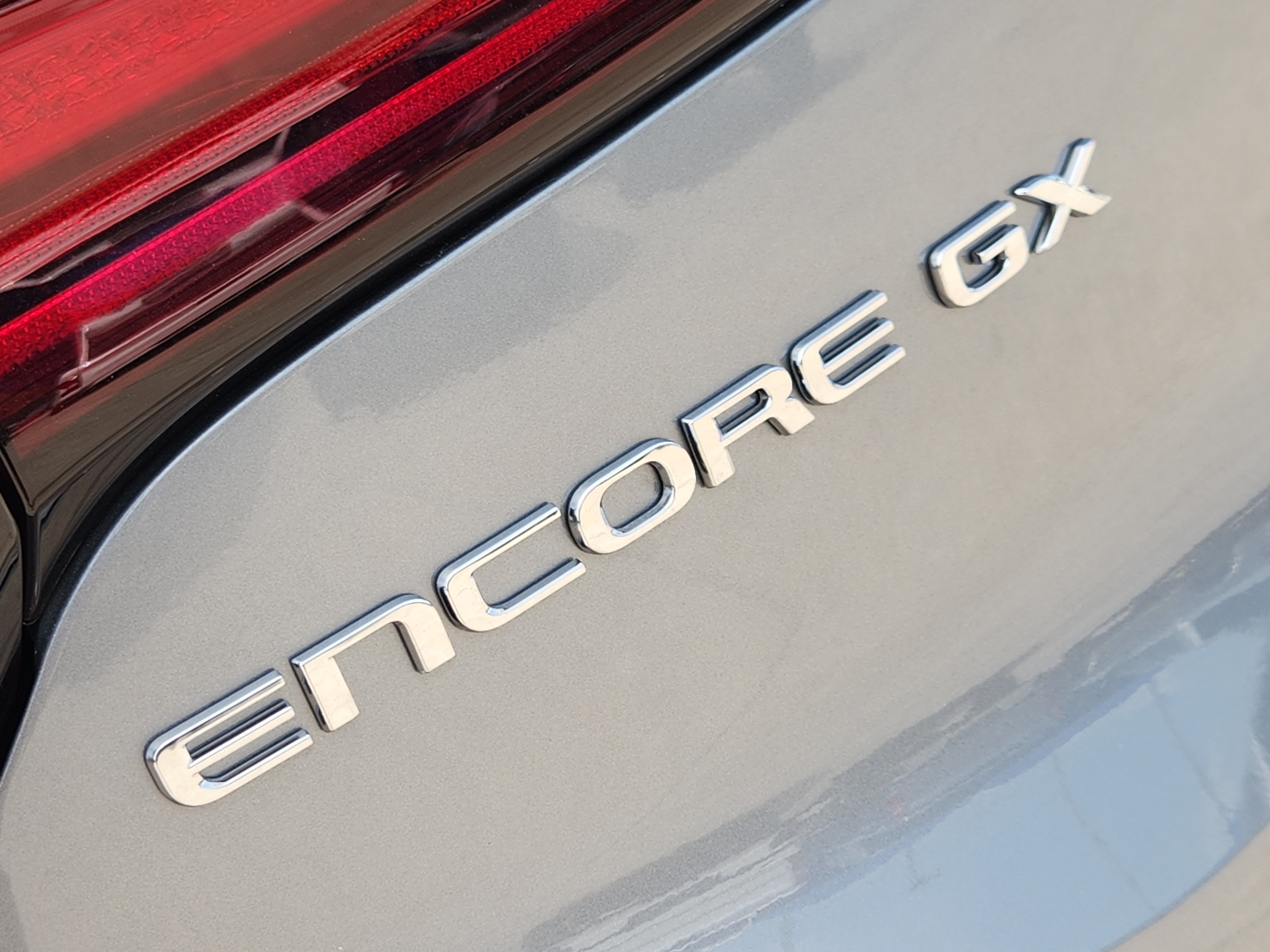 2025 Buick Encore GX Sport Touring 9