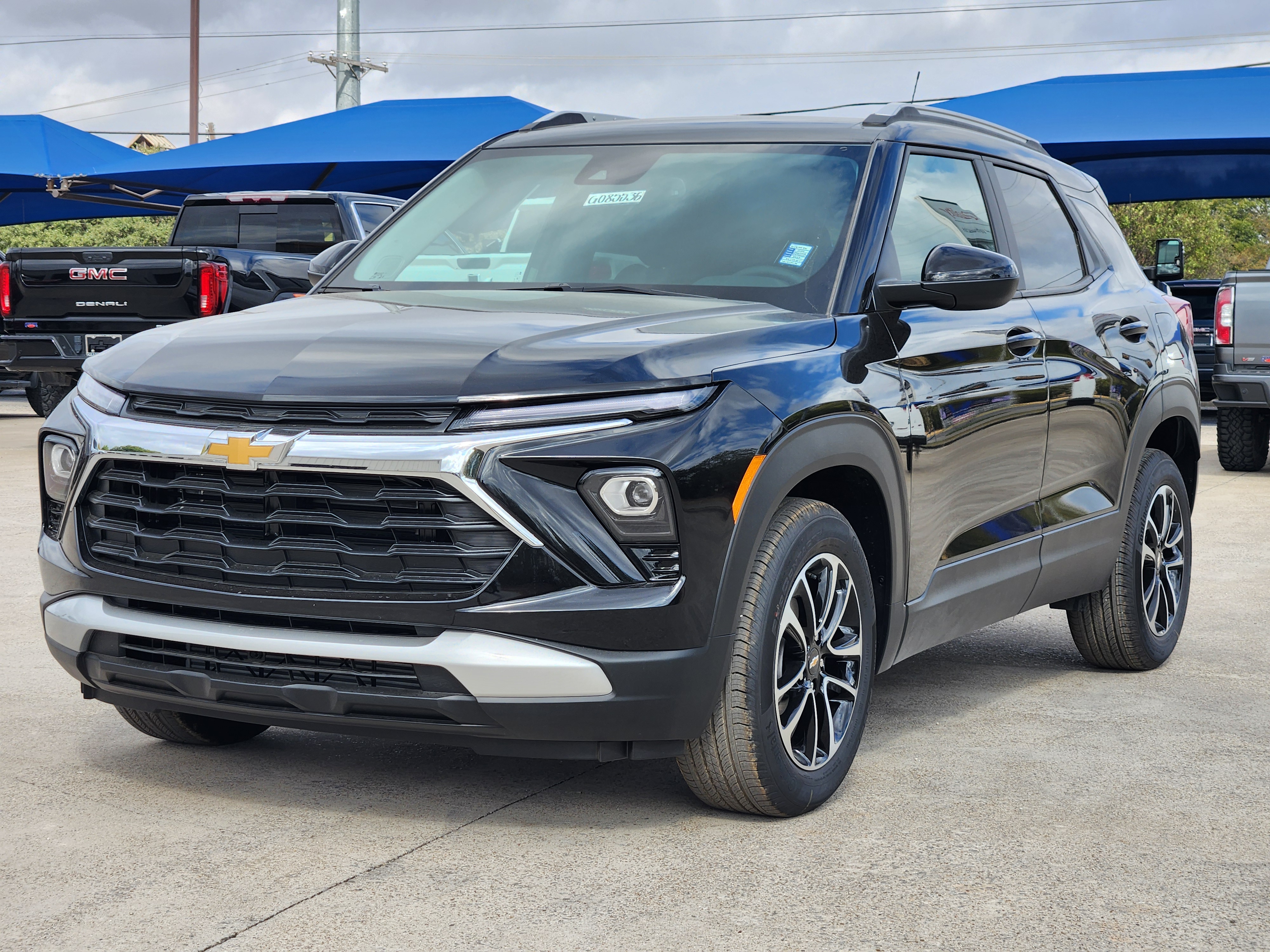 2025 Chevrolet TrailBlazer LT 2