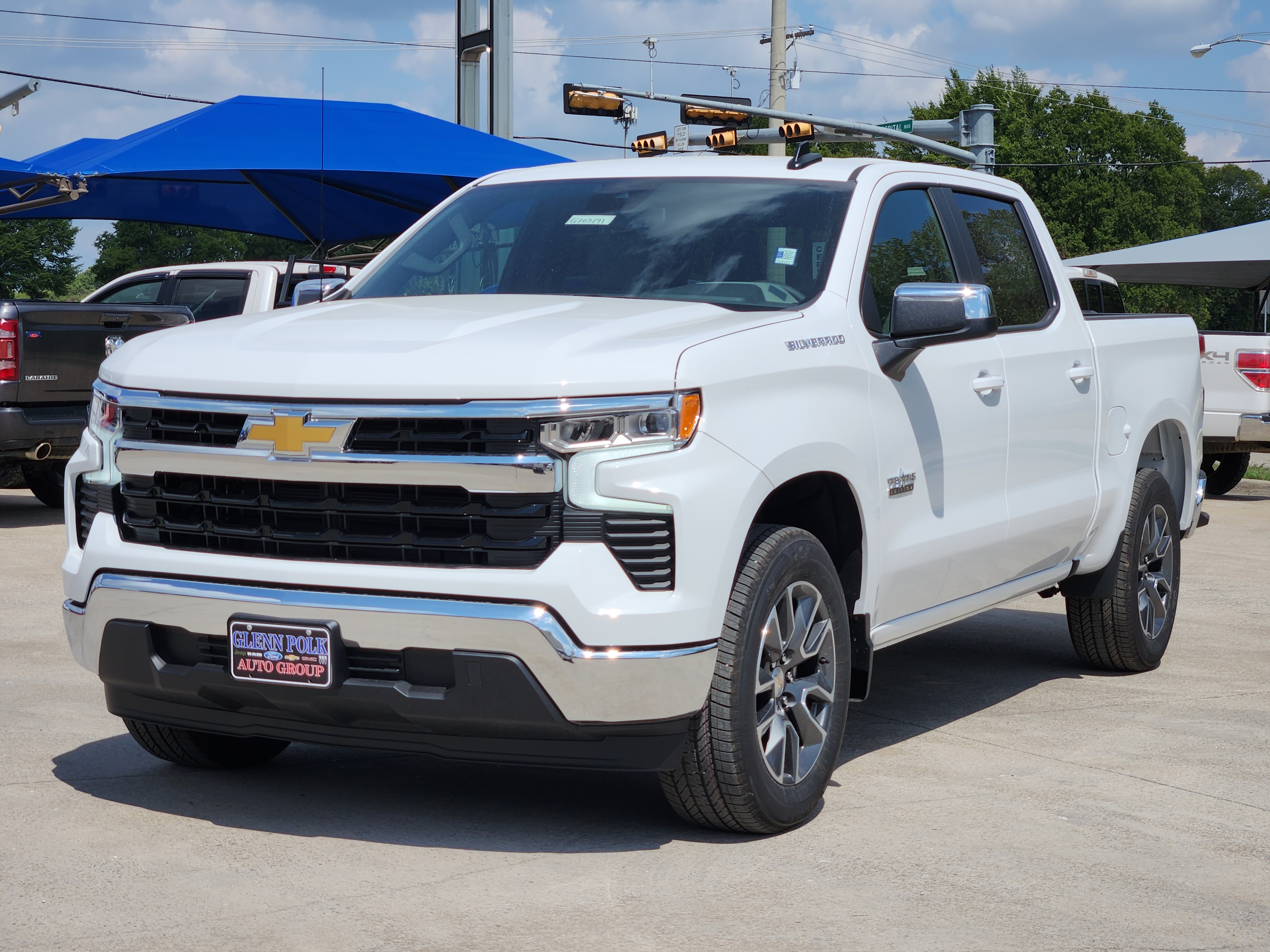 2025 Chevrolet Silverado 1500 LT 2