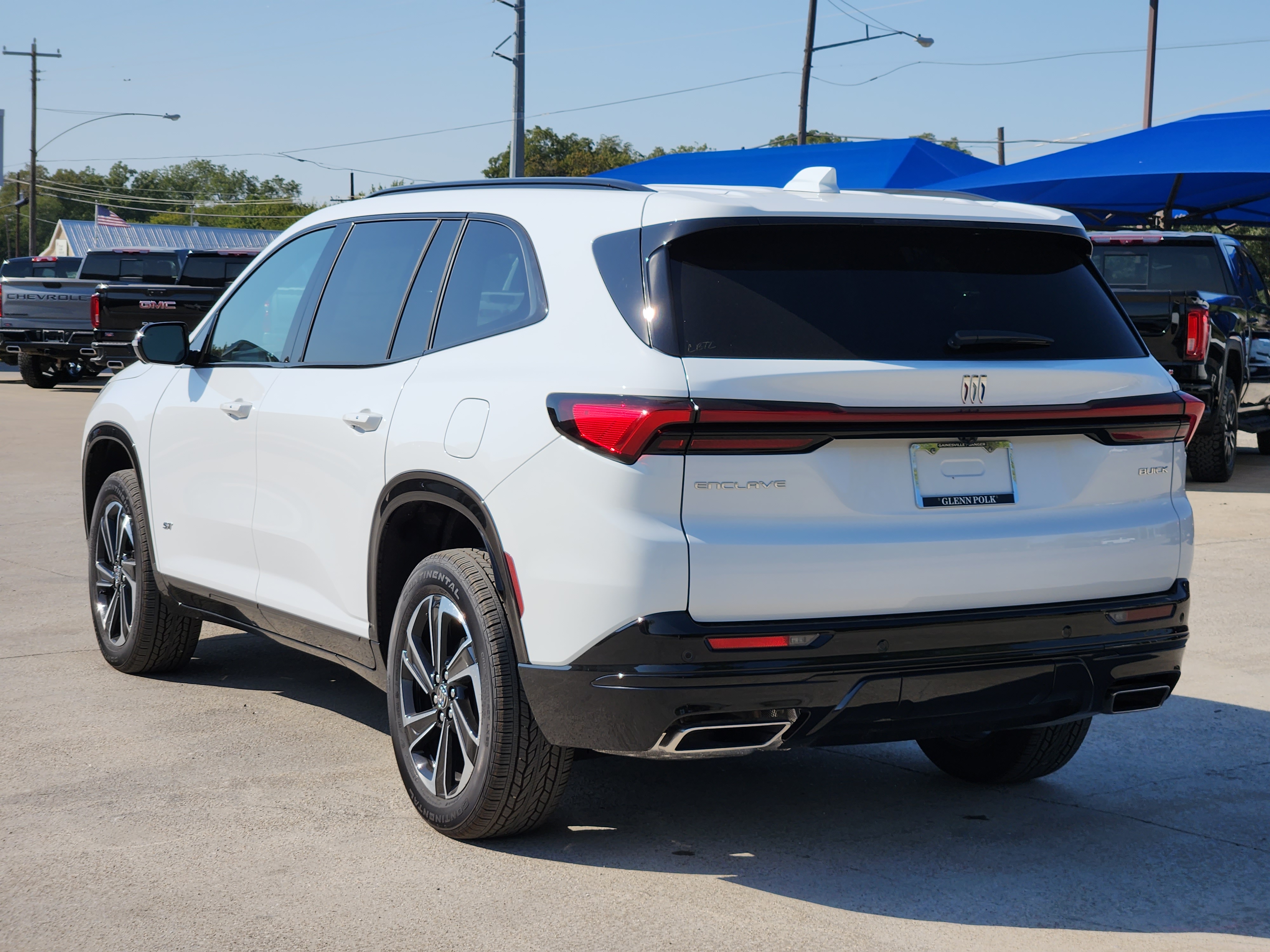 2025 Buick Enclave Sport Touring 2