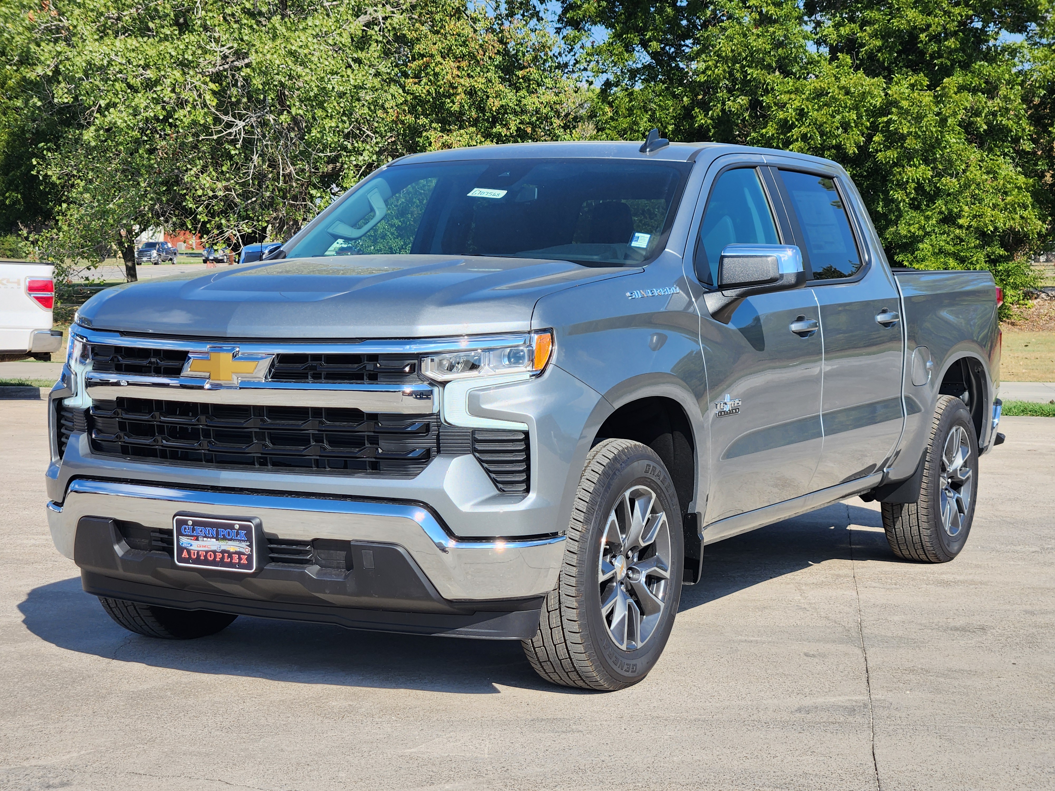 2025 Chevrolet Silverado 1500 LT 2