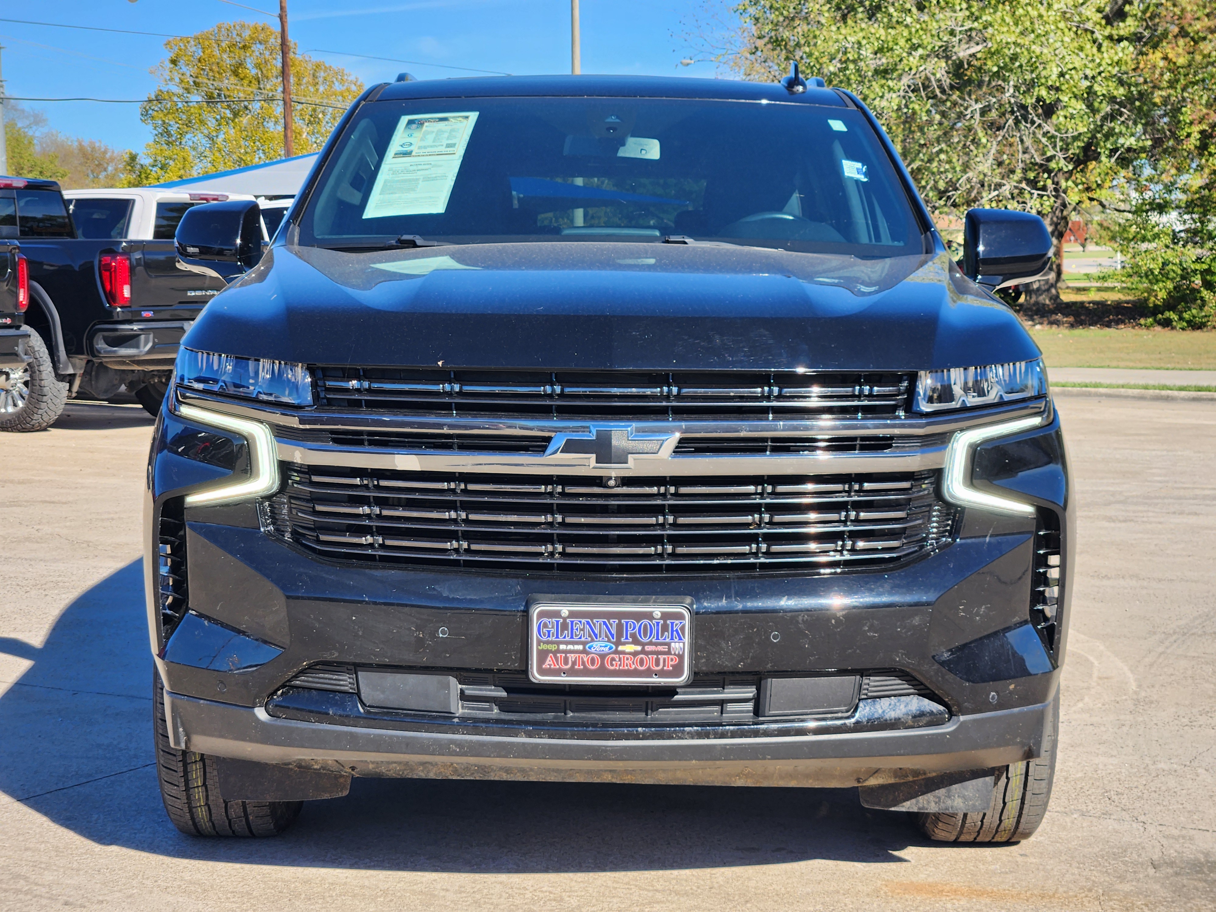 2022 Chevrolet Suburban RST 2