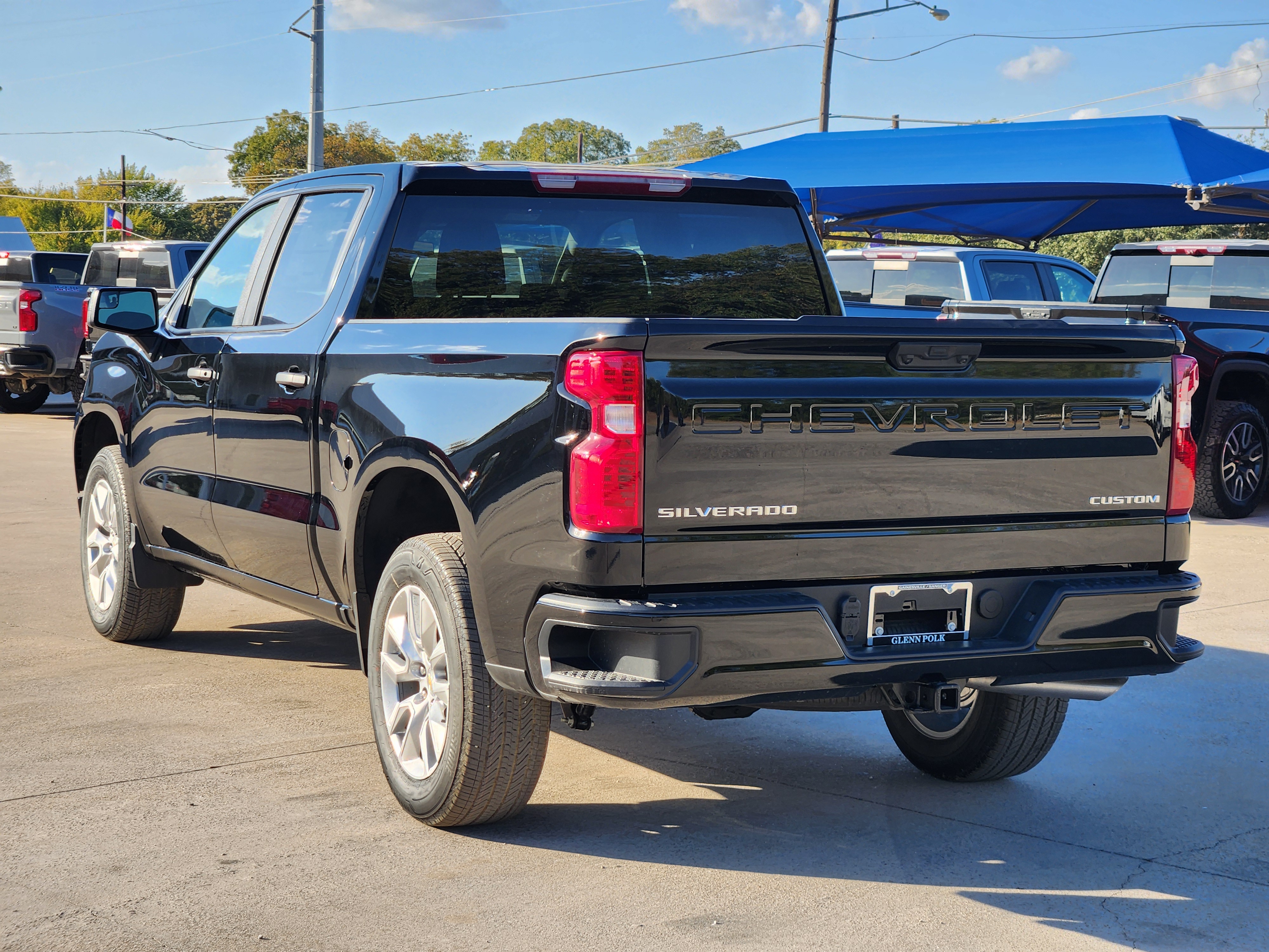 2025 Chevrolet Silverado 1500 Custom 4