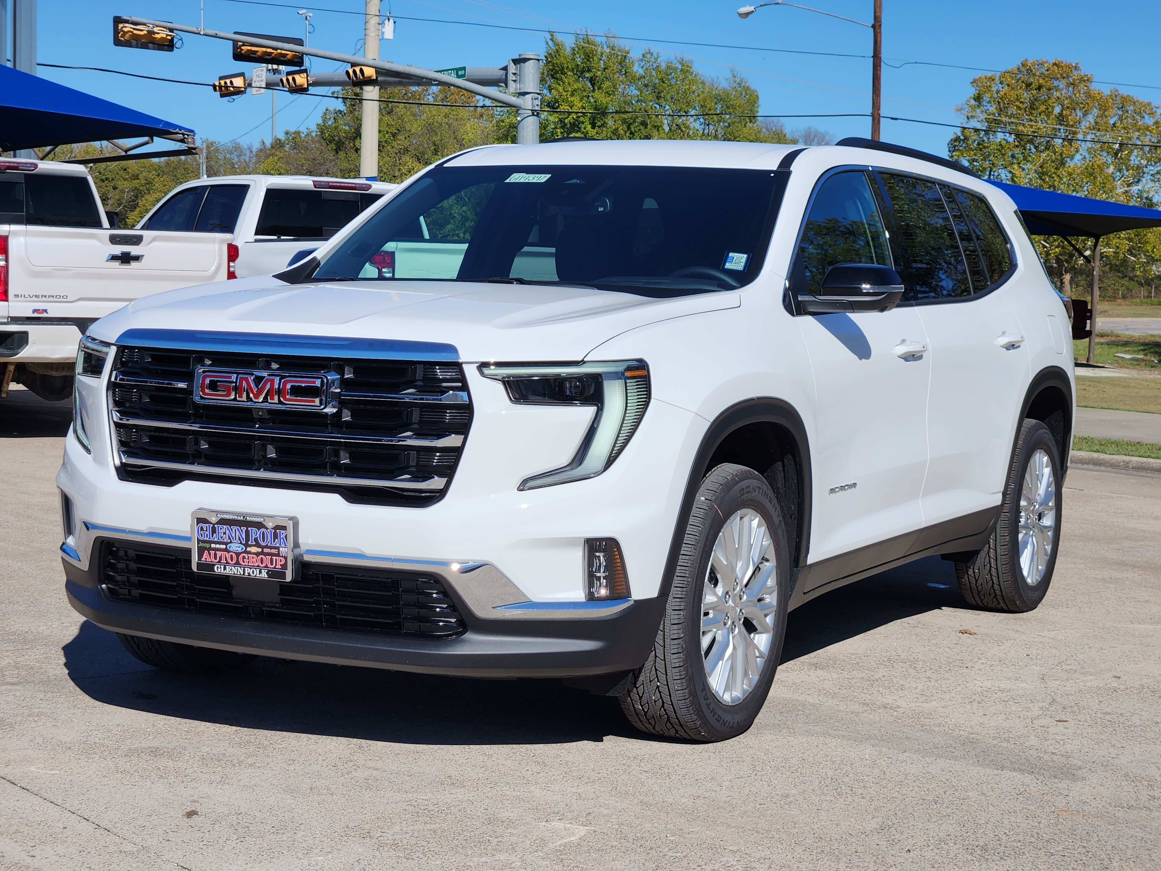 2025 GMC Acadia Elevation 2