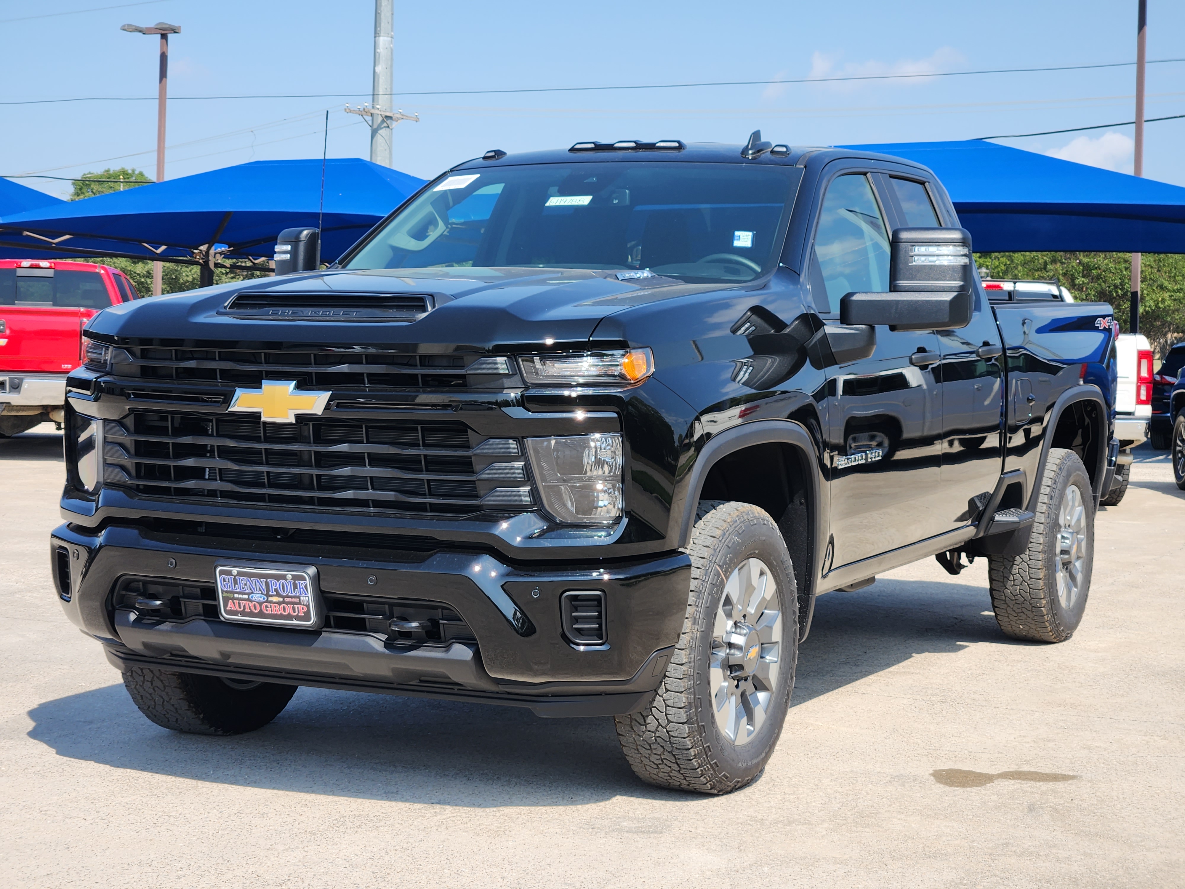 2025 Chevrolet Silverado 2500HD Custom 2