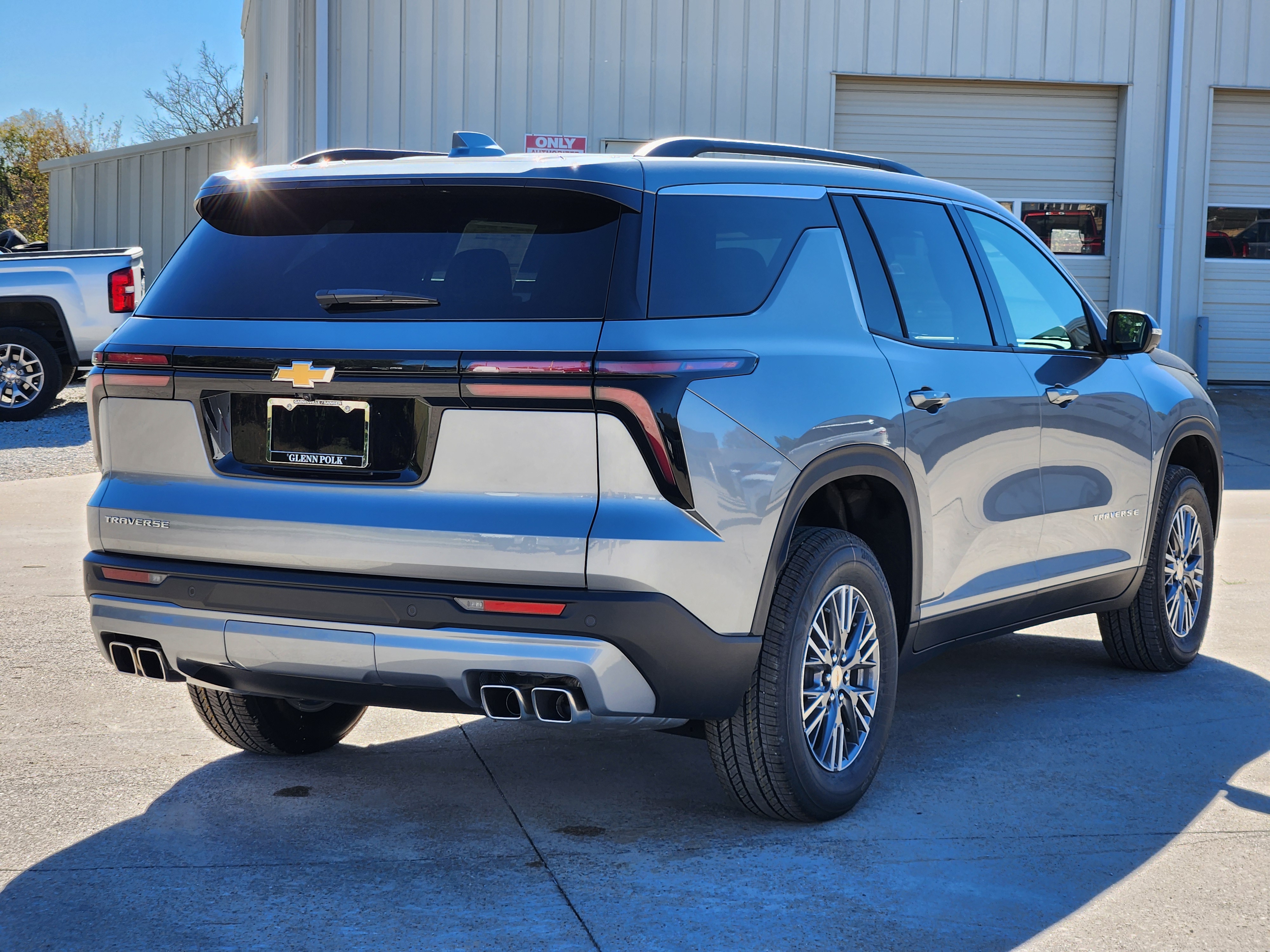 2025 Chevrolet Traverse LT 5