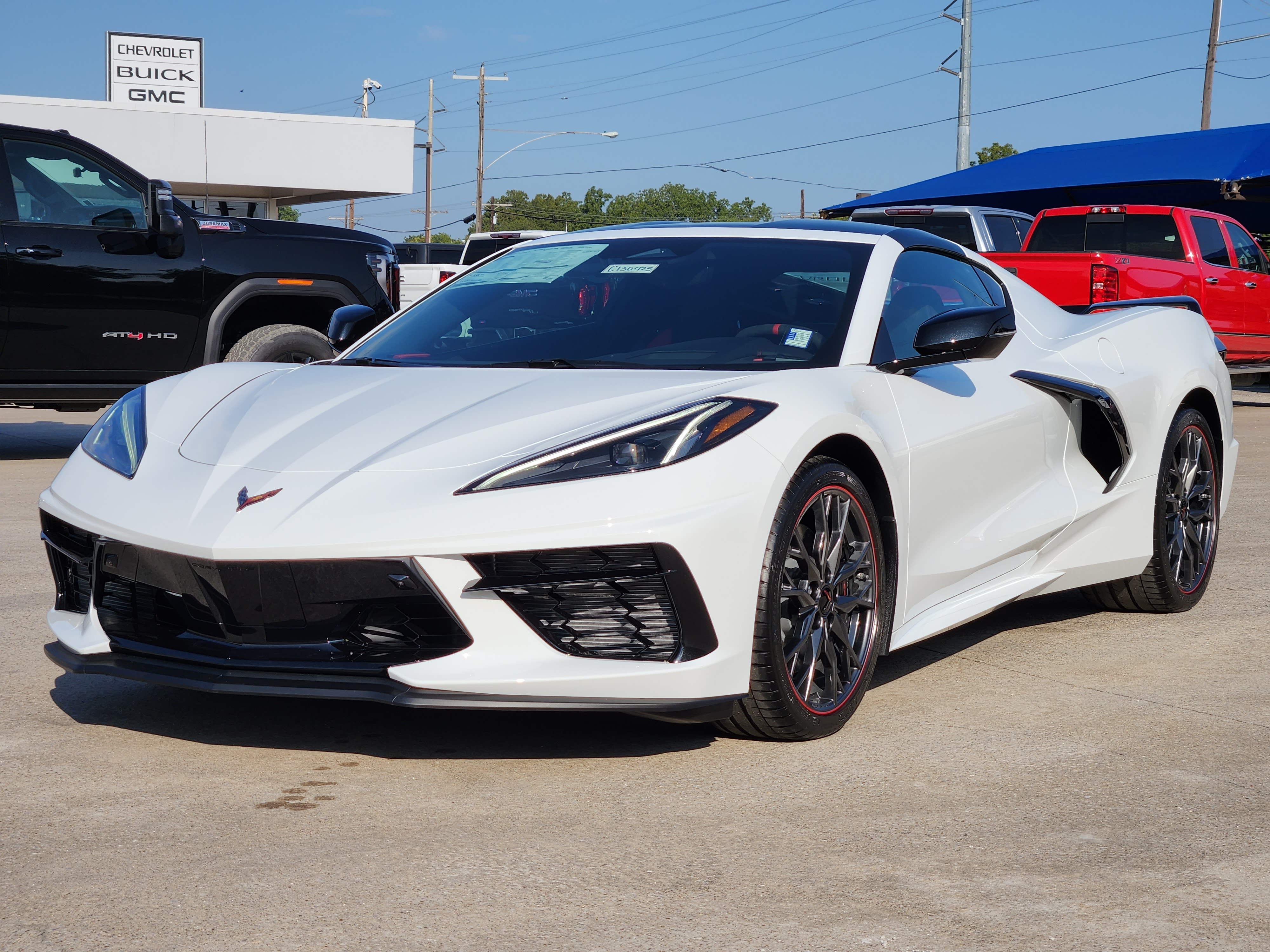 2024 Chevrolet Corvette Stingray 2