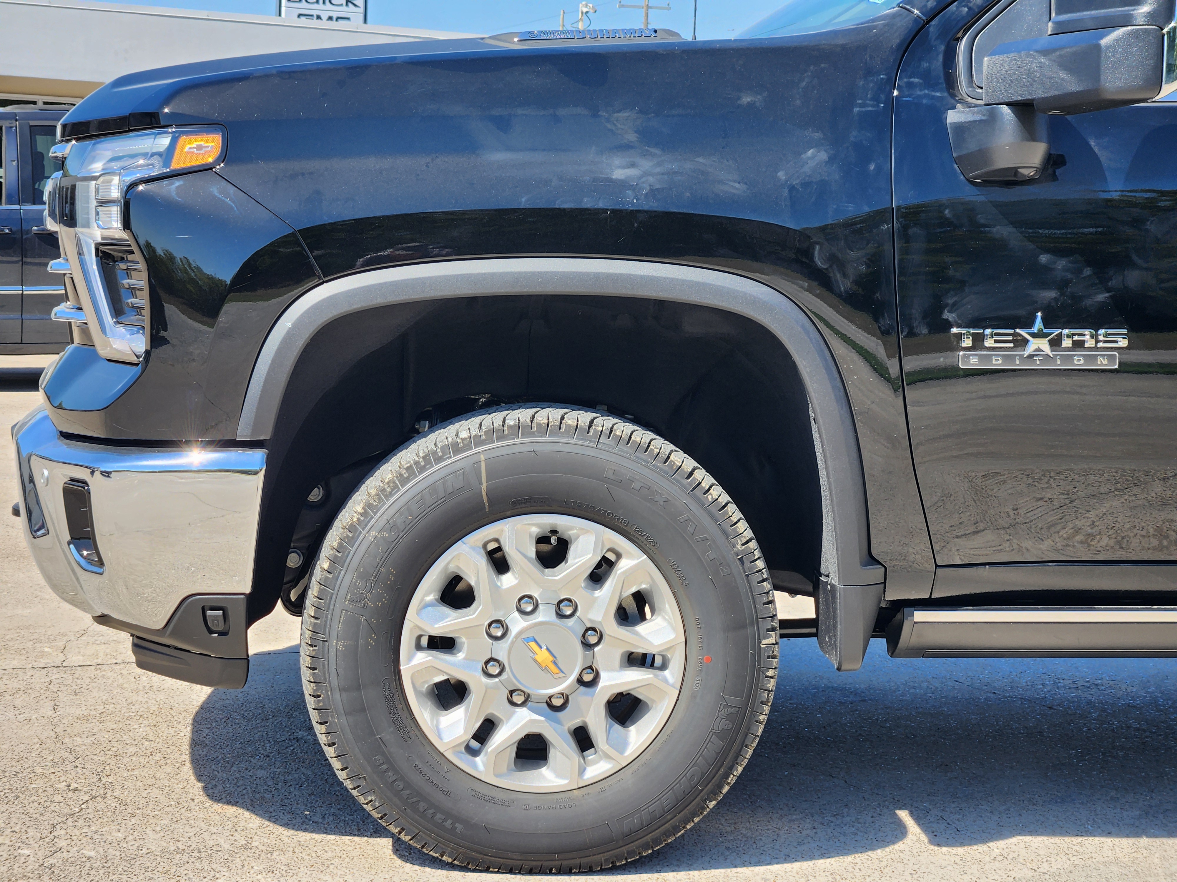 2025 Chevrolet Silverado 2500HD LTZ 6