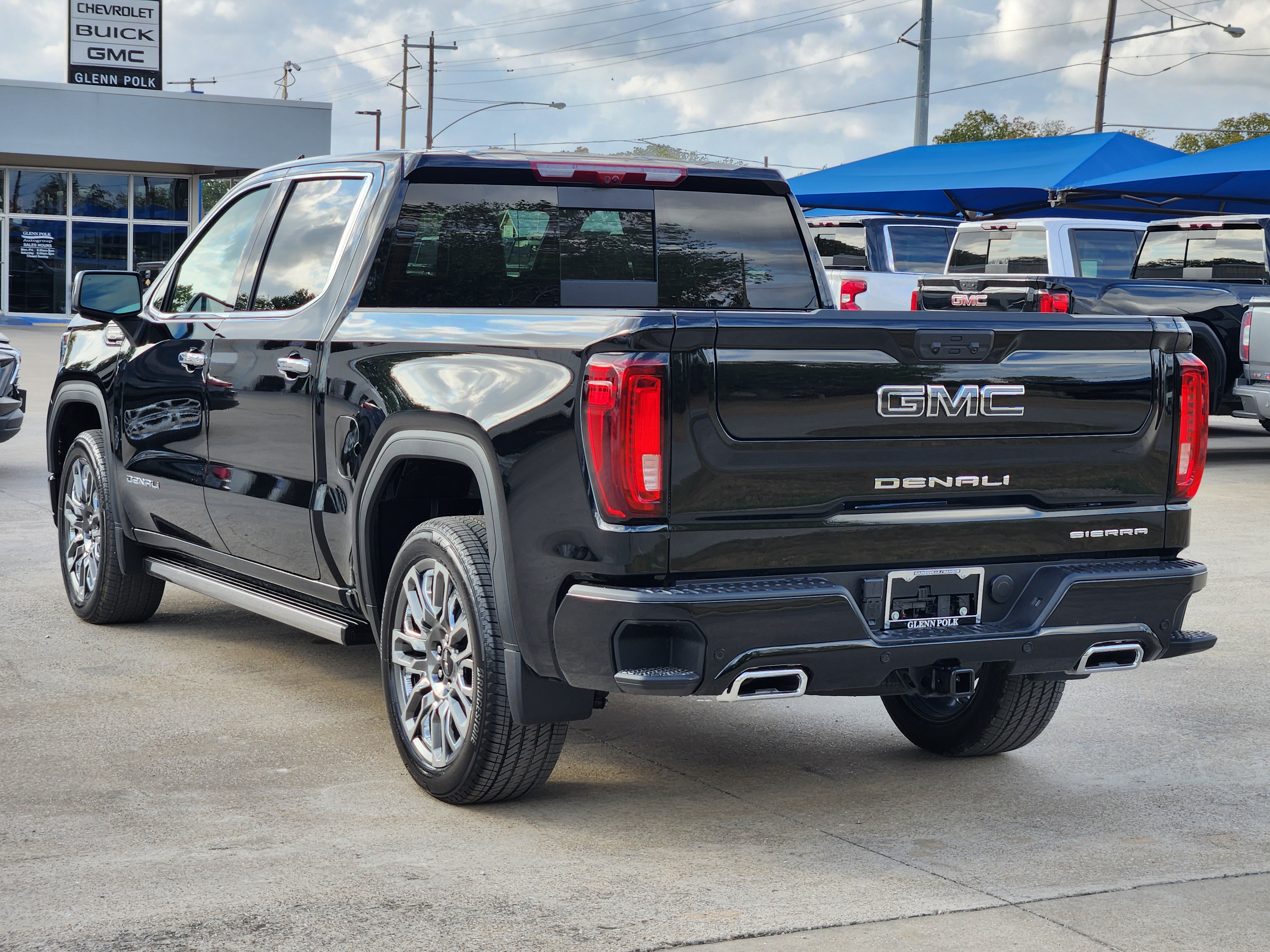 2025 GMC Sierra 1500 Denali Ultimate 4