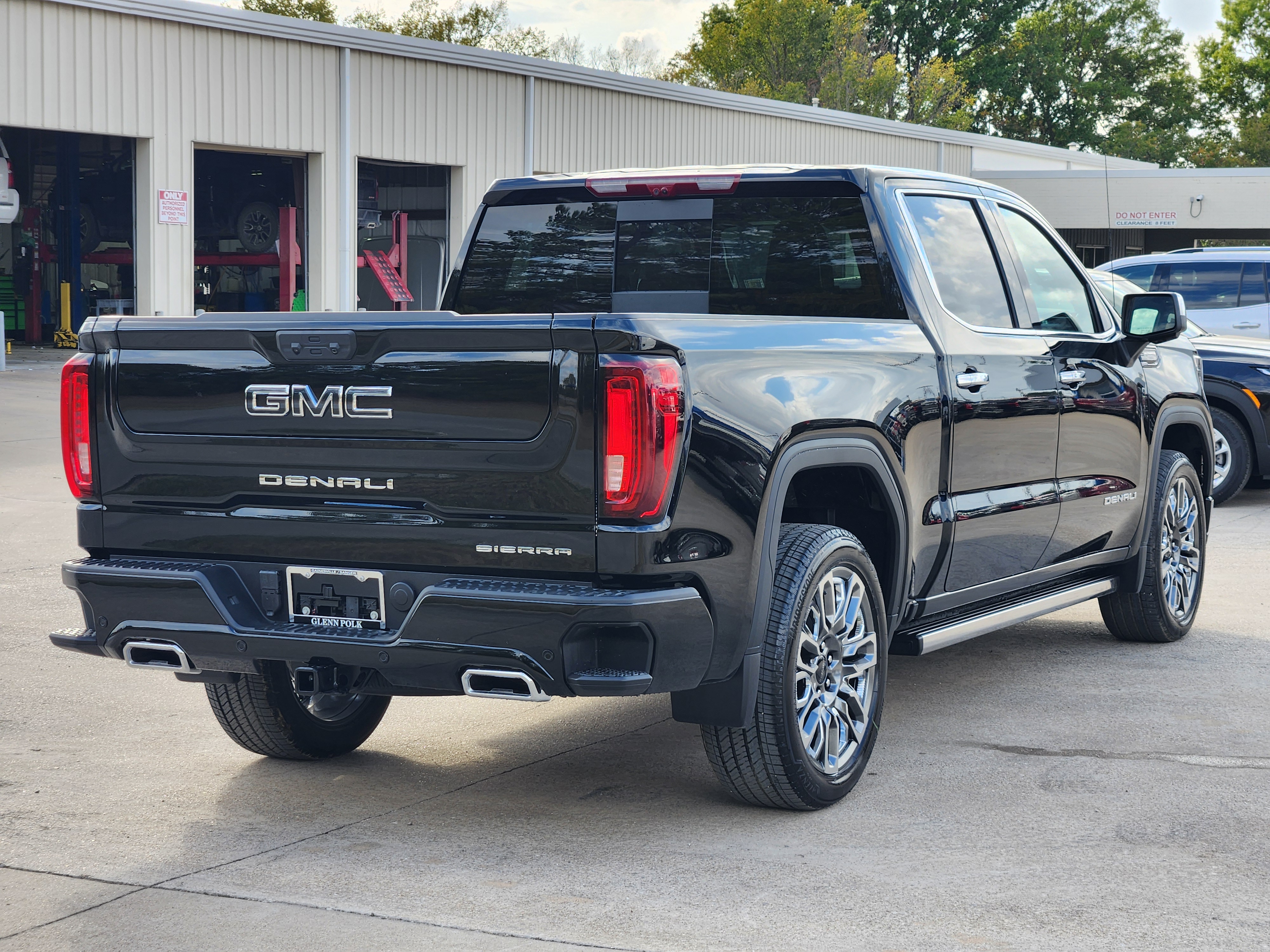 2025 GMC Sierra 1500 Denali Ultimate 5