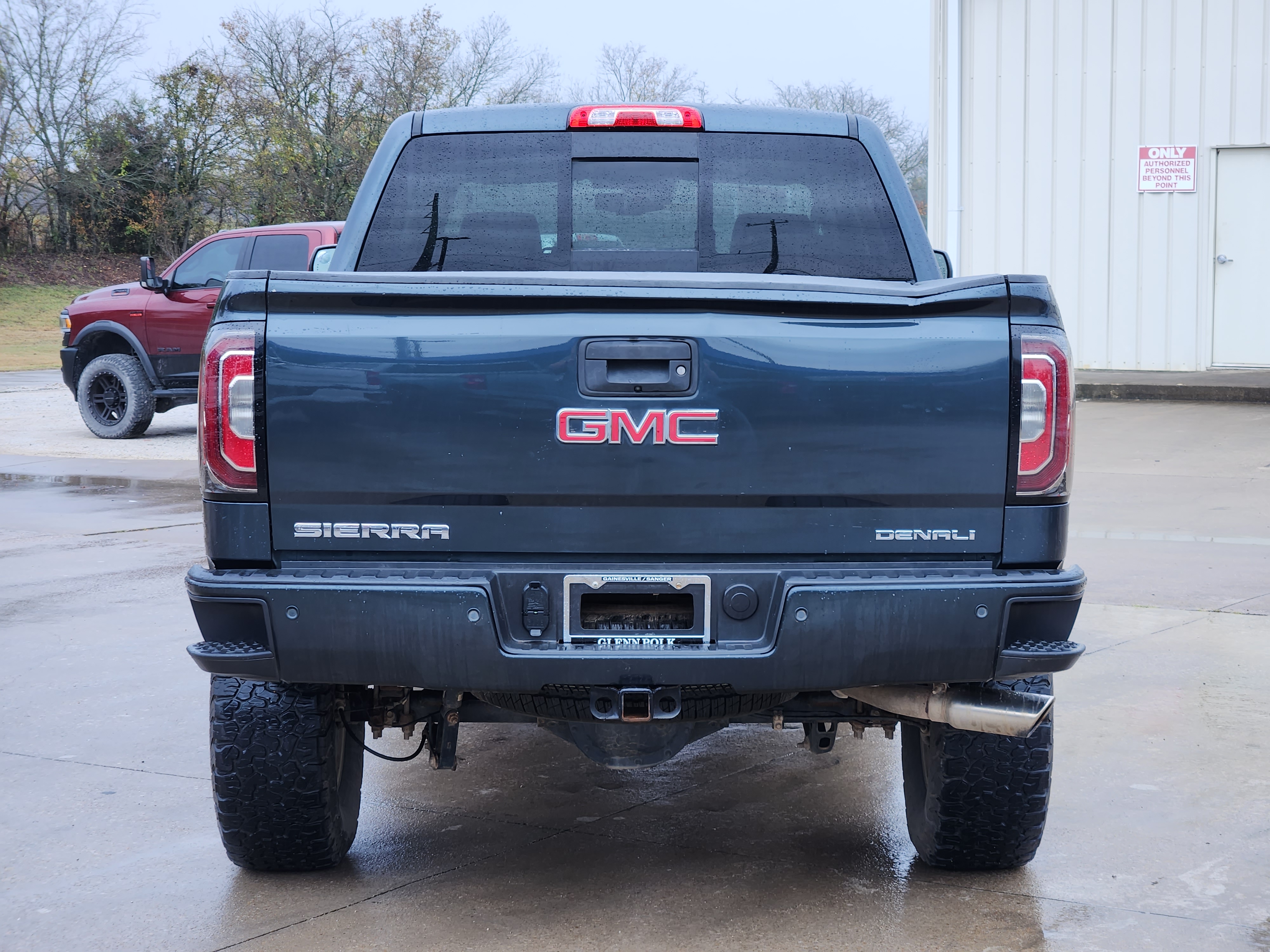 2017 GMC Sierra 1500 Denali 6