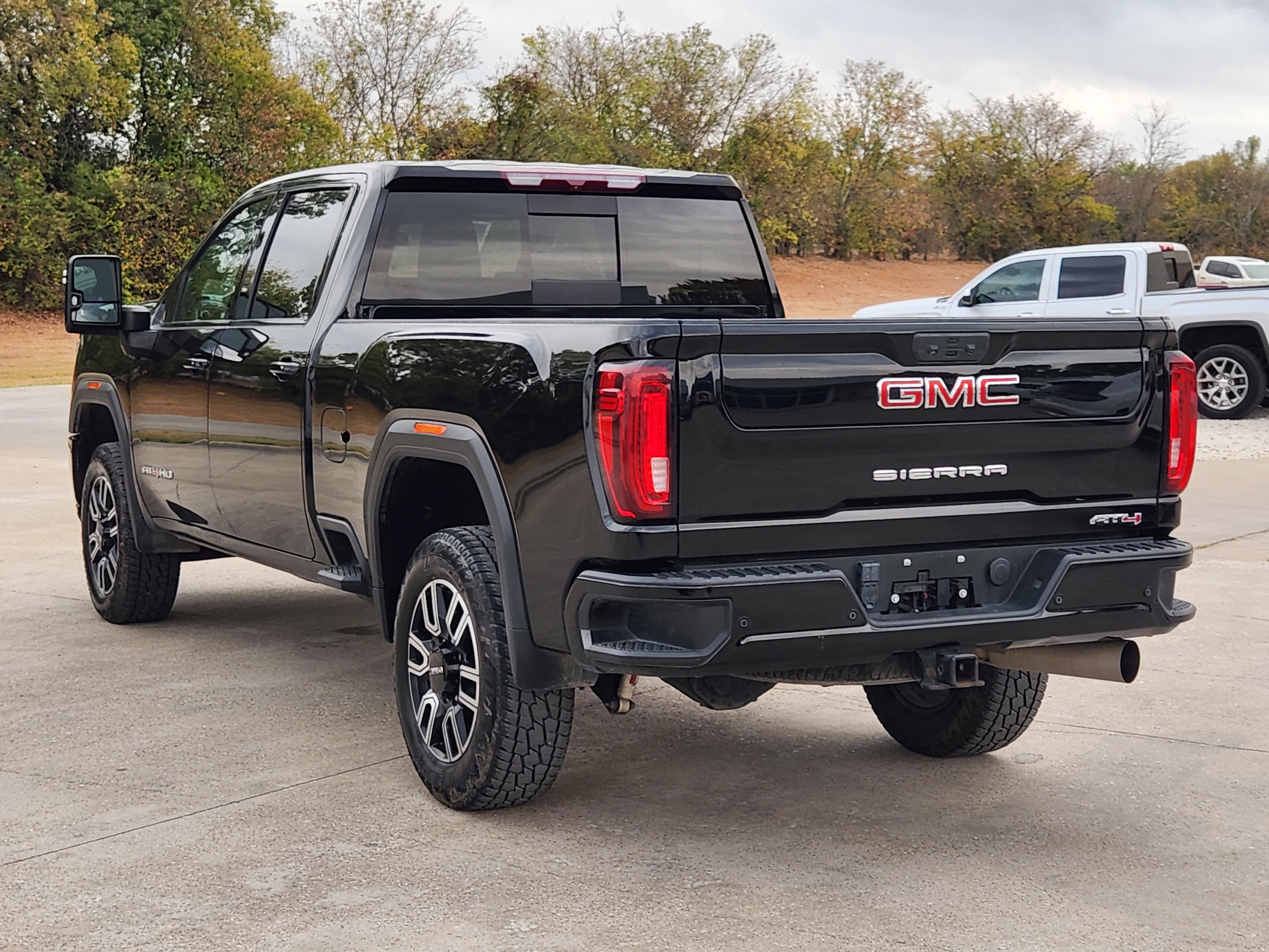 2022 GMC Sierra 2500HD AT4 6