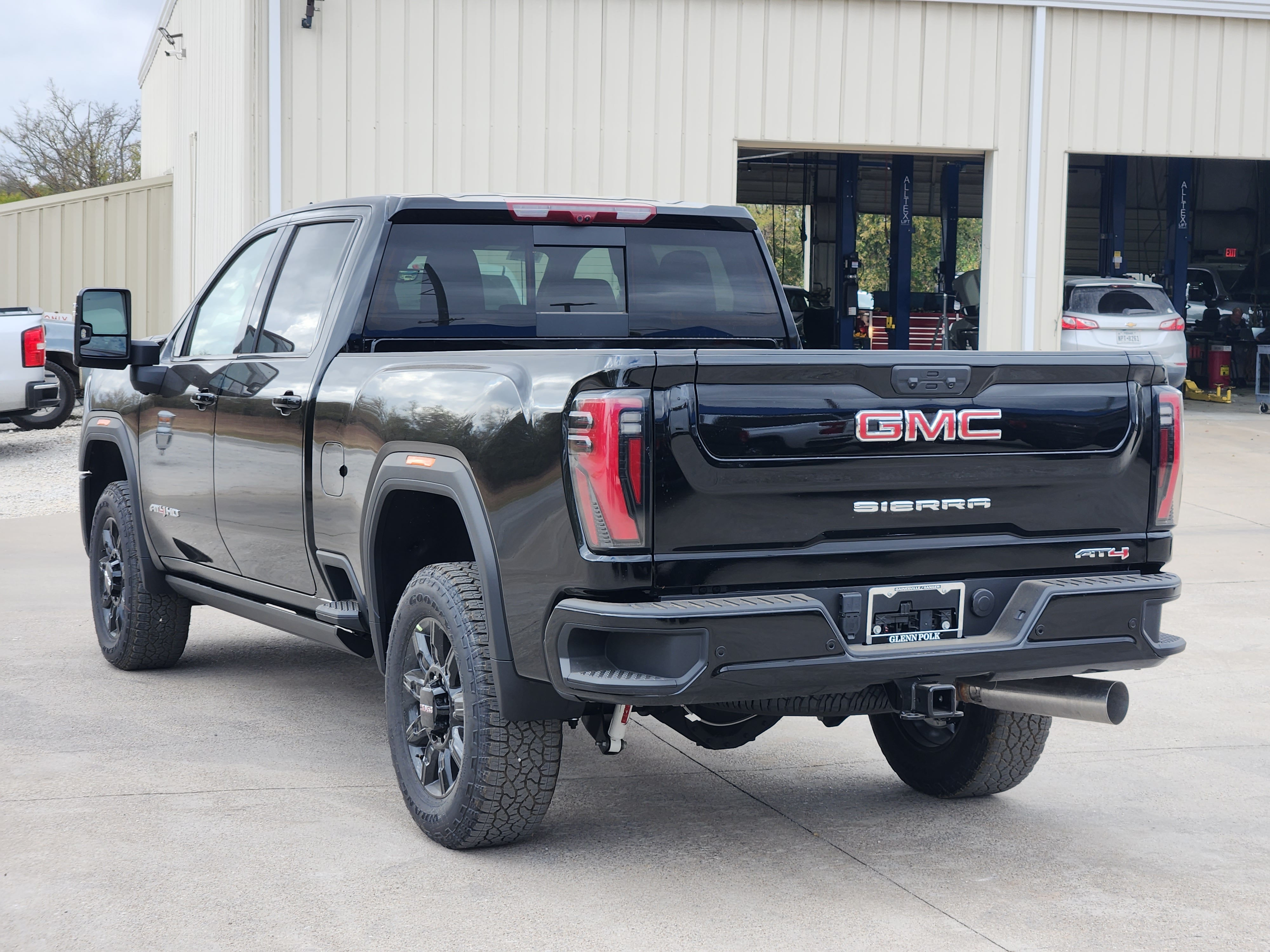 2025 GMC Sierra 2500HD AT4 4