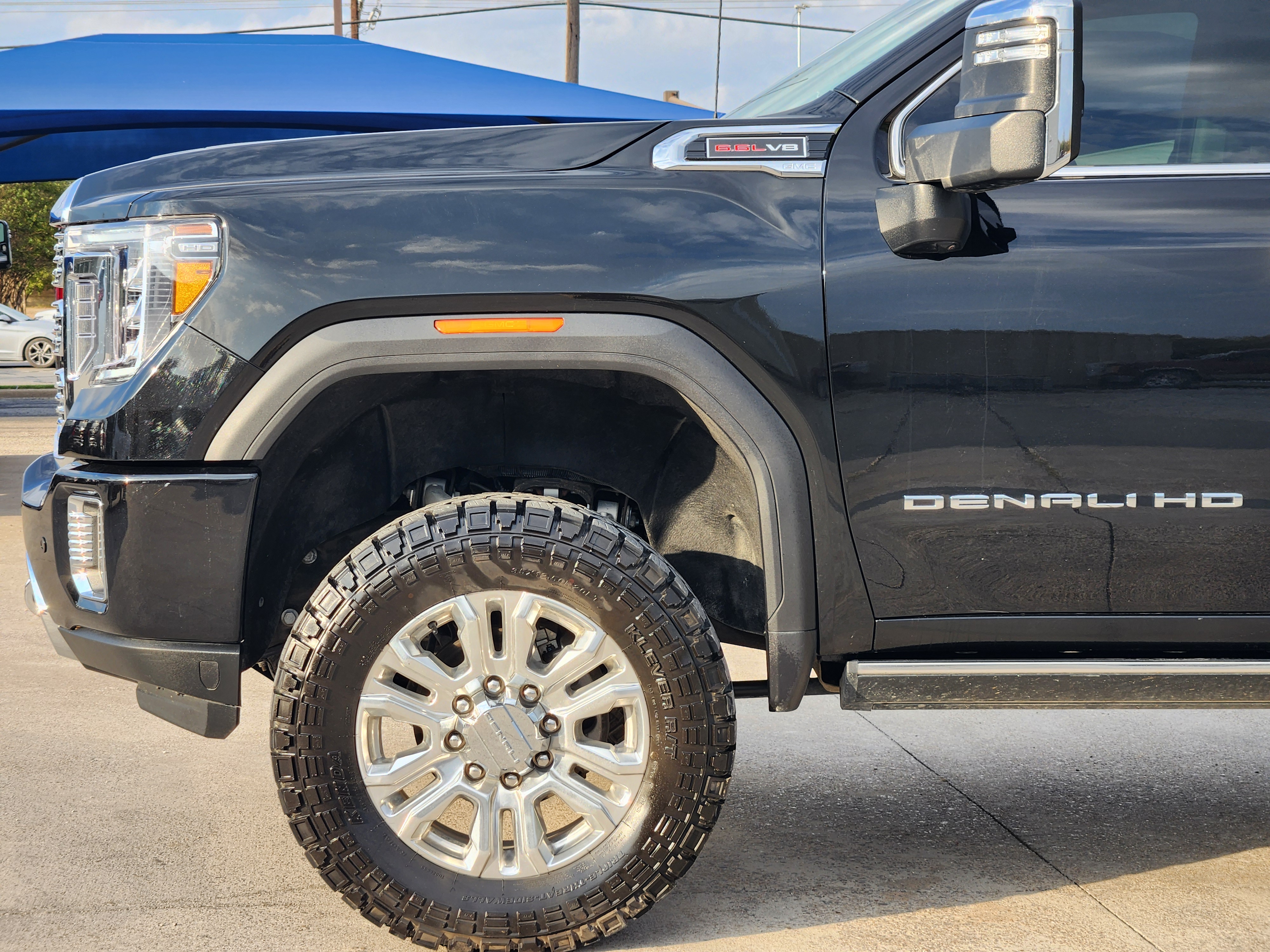 2022 GMC Sierra 2500HD Denali 8