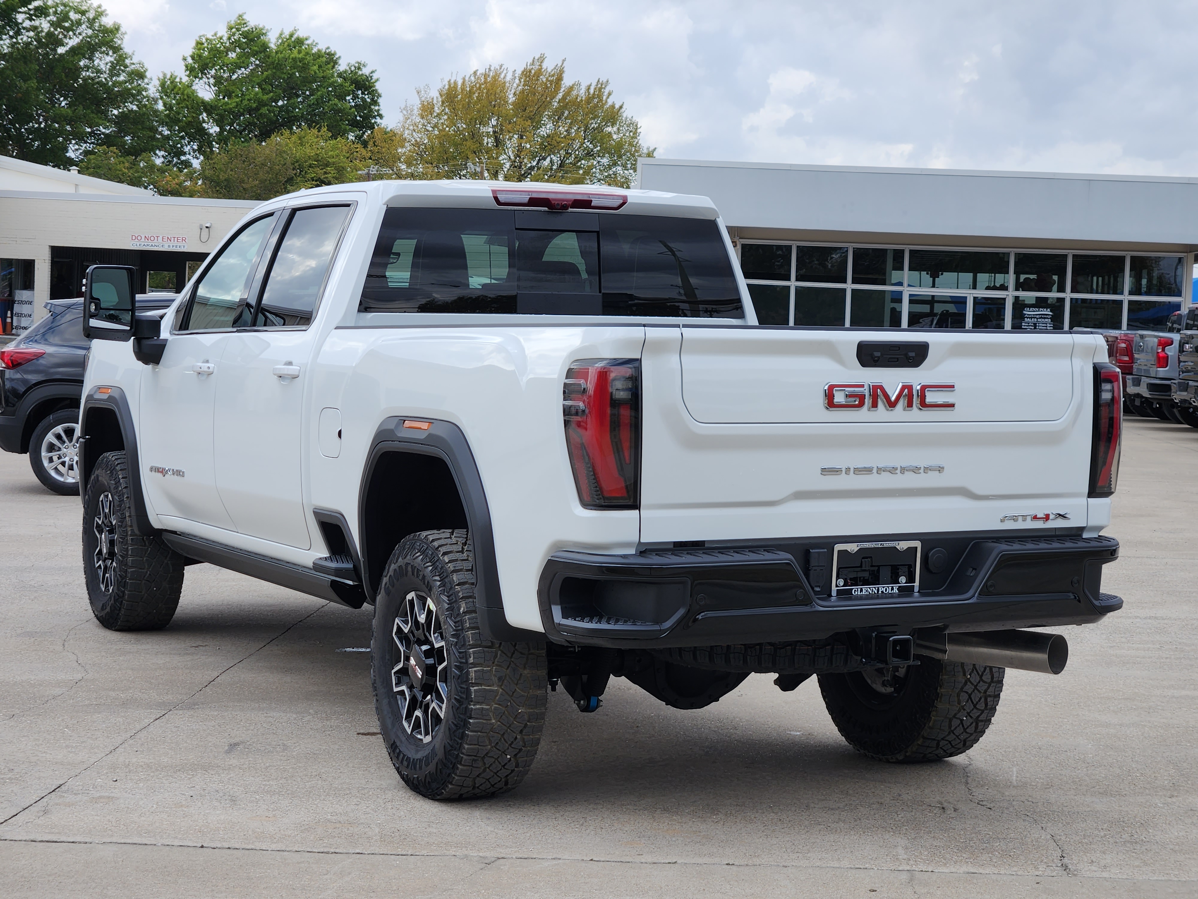 2025 GMC Sierra 2500HD AT4X 4